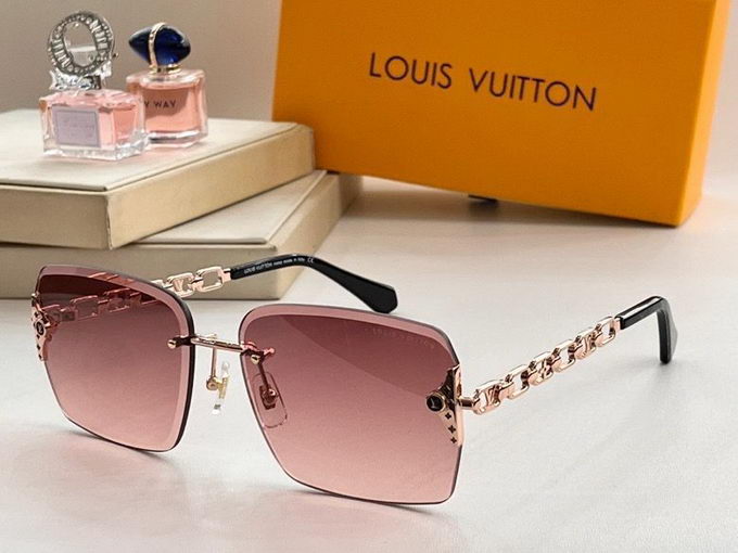 Louis Vuitton Sunglasses ID:20230516-281